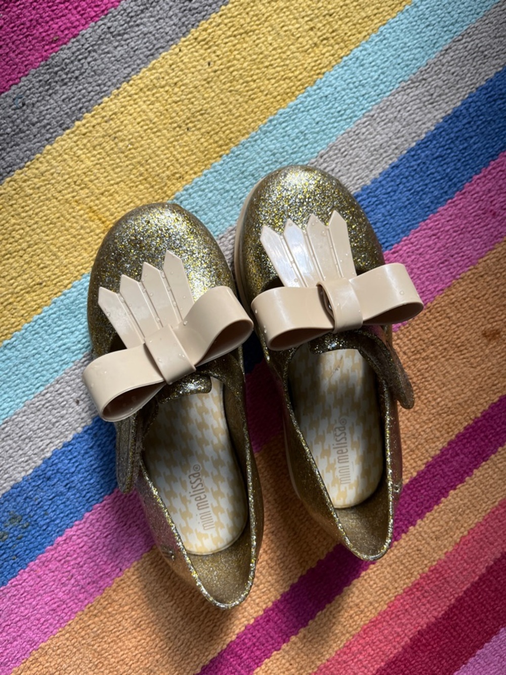 Mini Melissa Girls' Gold Glitter Shoes with Cream Bow
